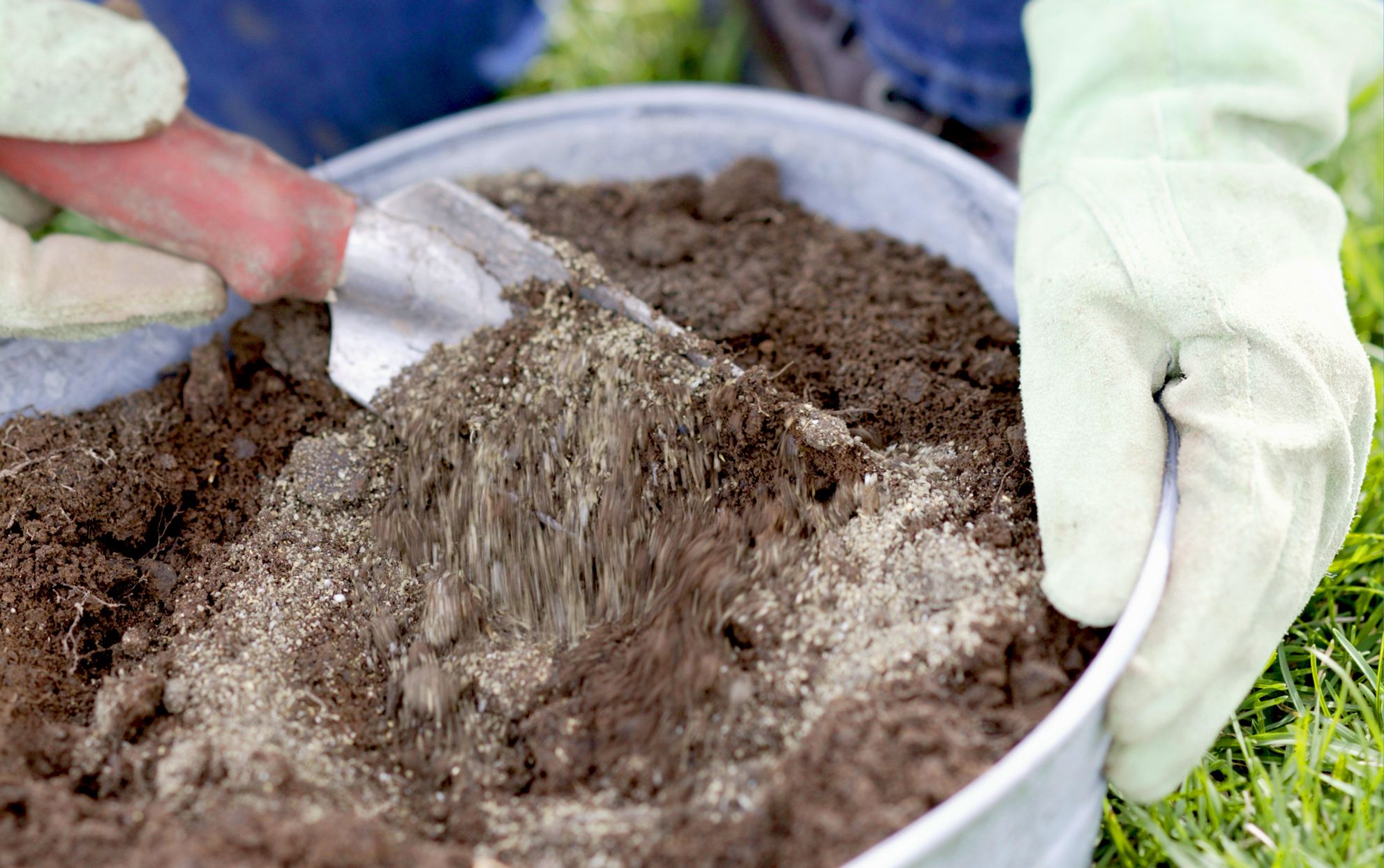 how to make nitrogen fertilizer